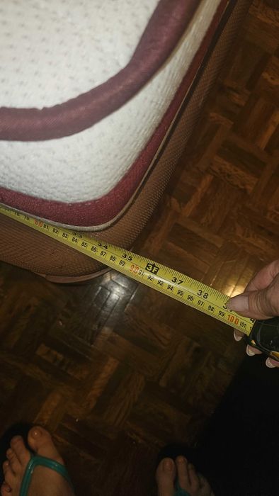 Cama solteiro ,em bom estado,pouco uso de crianca