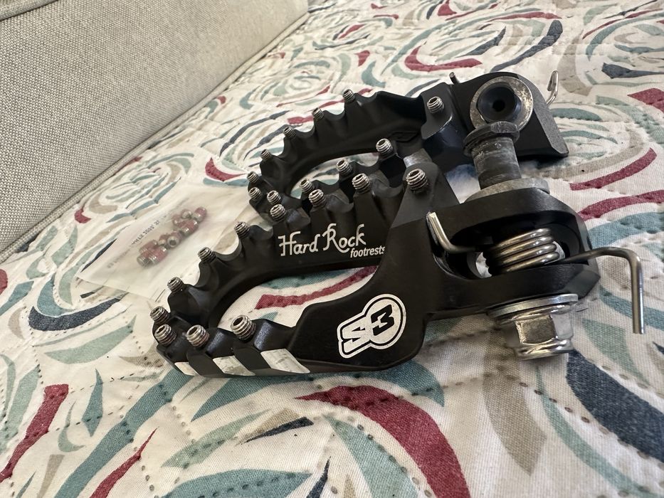 Akrapovic Tenere 700