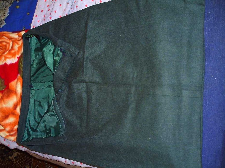 Юбка теплая.отличн.состояние..