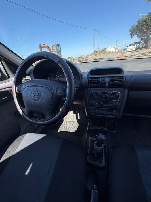 Opel Corsa B 1.7 Diesel (Comercial)
