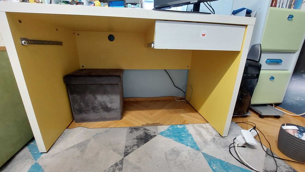 Biurko  młodzieżowe IKEA