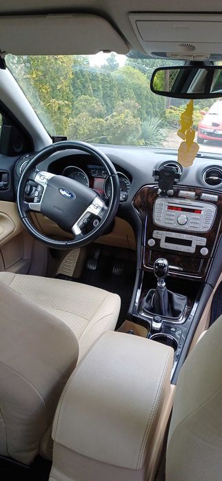Sprzedaż Ford Mondeo
