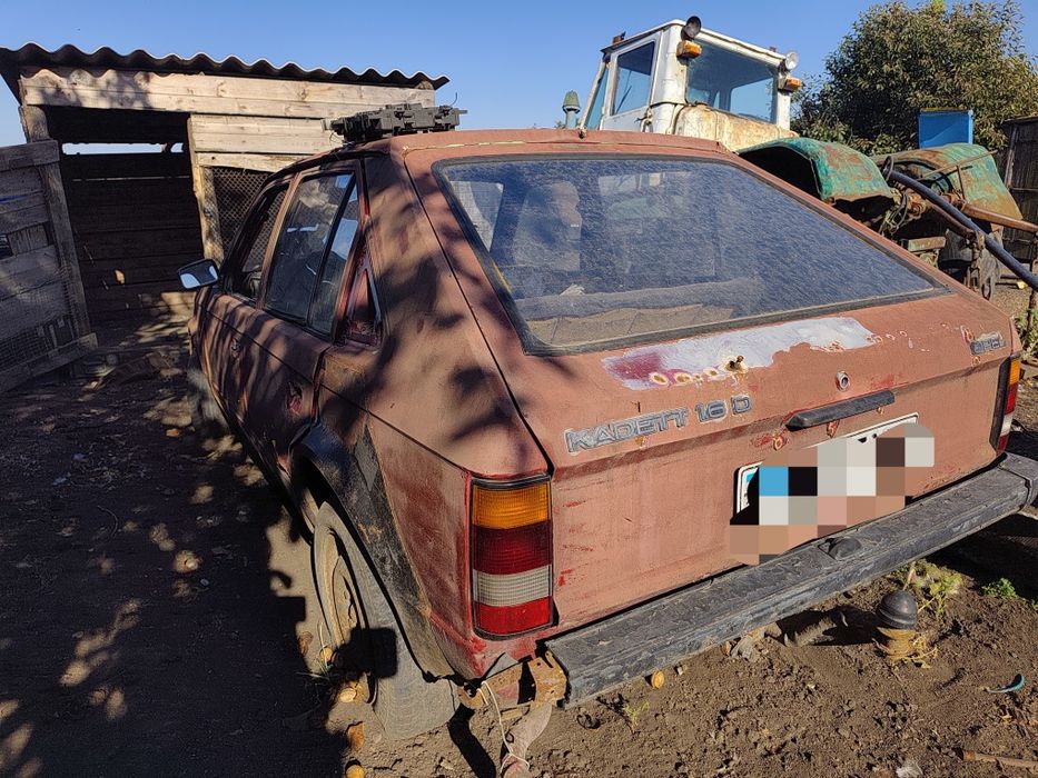 Продам Opel Kadett 1.6 D