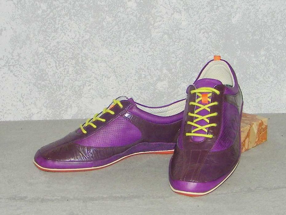ECCO - LEKKIE BUTY SKÓRA - rozm. 39 - Jak Nówki !!!