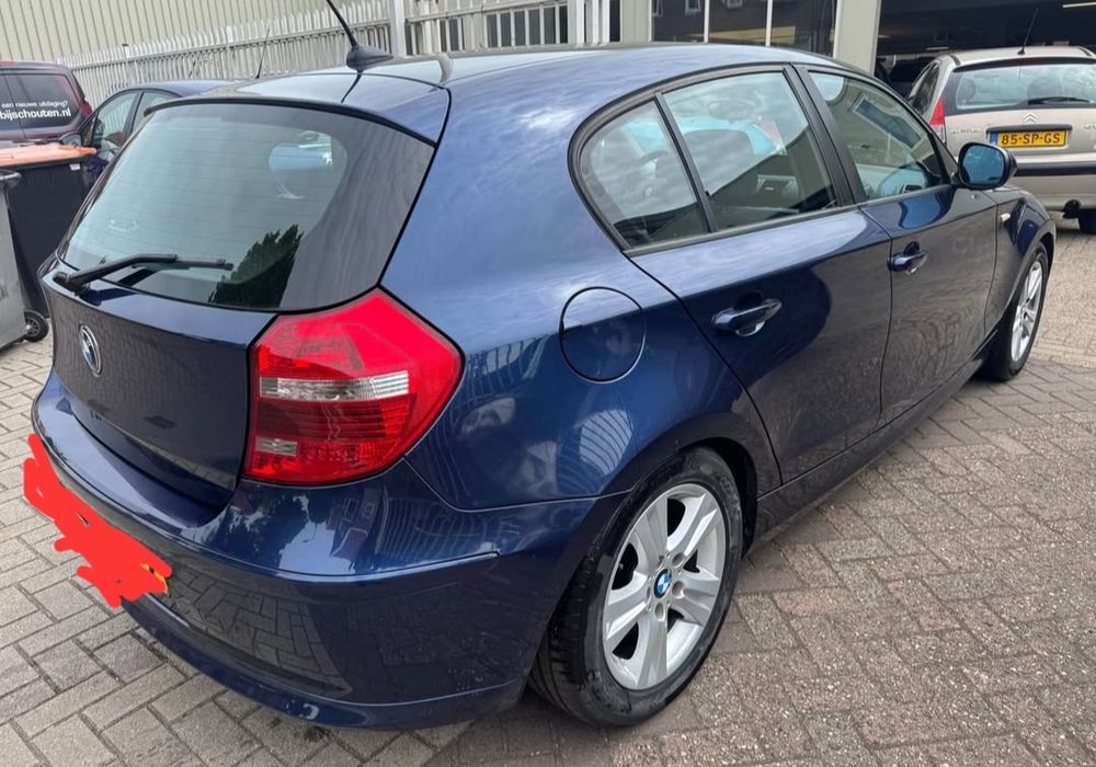 Bmw sere 1 gasolina 2010 carro  esta muito bom  negociável