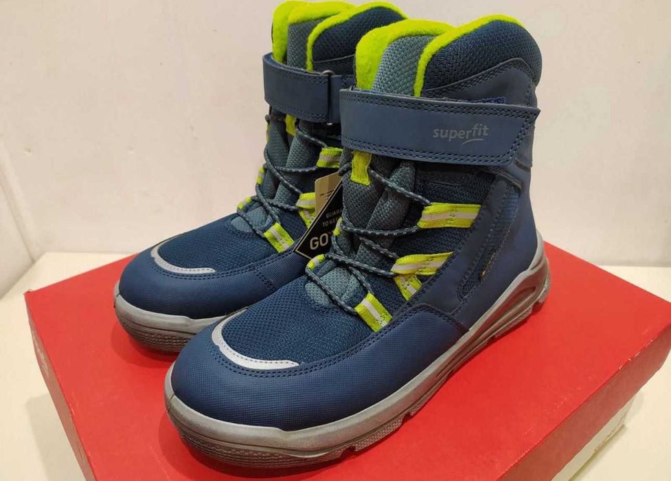 новые зимние ботинки Superfit 36р водонепронецаемые
