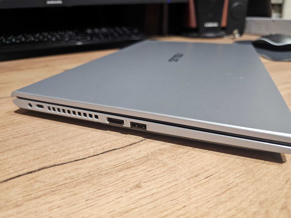 2023 Asus X515JA/15.6 FHD IPS/core i3-1005G1/8GB DDR4/256 SSD nvme