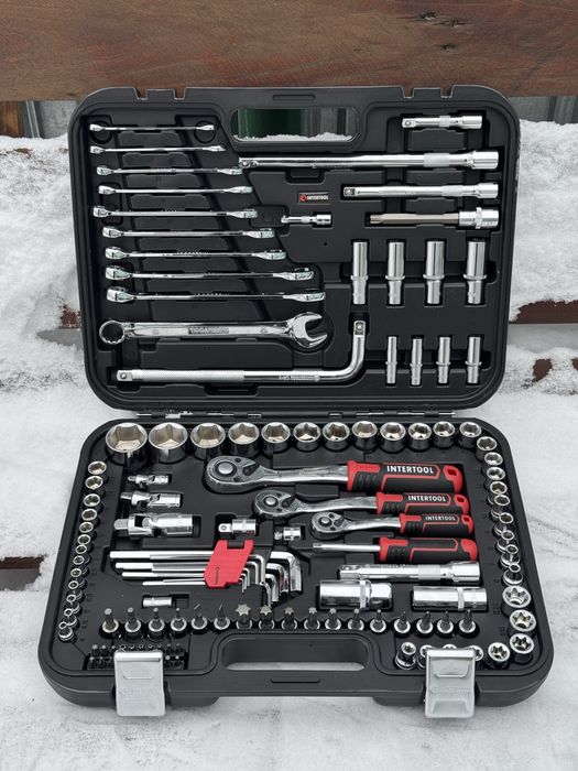 Оригінальний набір інструментів ключів головок INTERTOOL 126 одиниць
