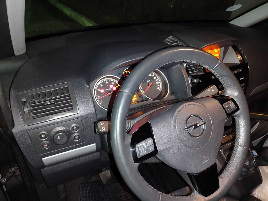 Opel Zafira 2010 1.6 MPI З Німеччини