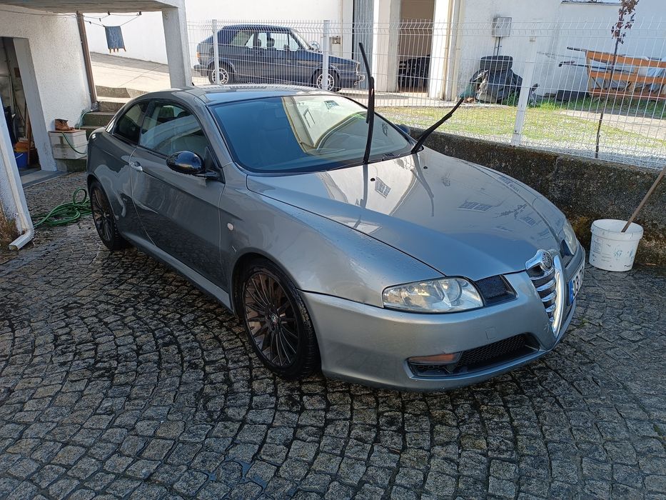 Alfa Romeo GT 2004