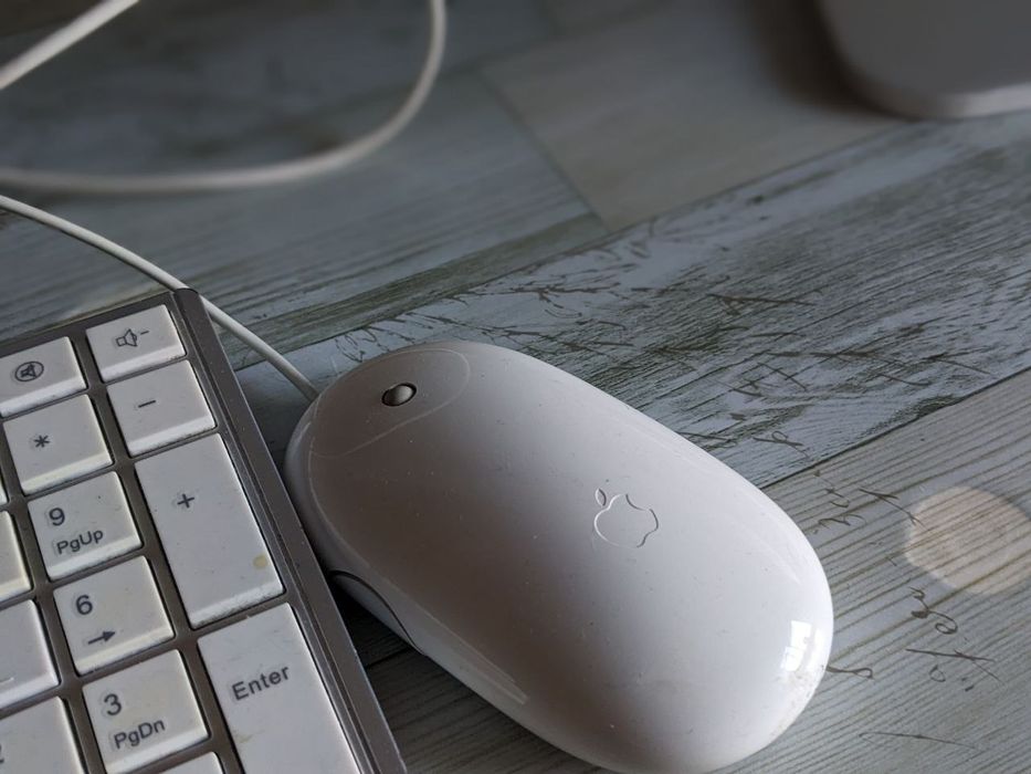 Продам Apple Imac 24" b