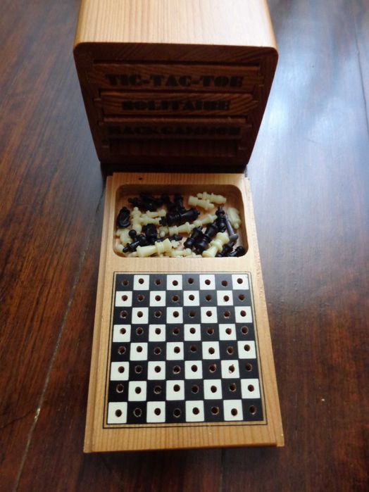 Jogo de Viagem em Madeira