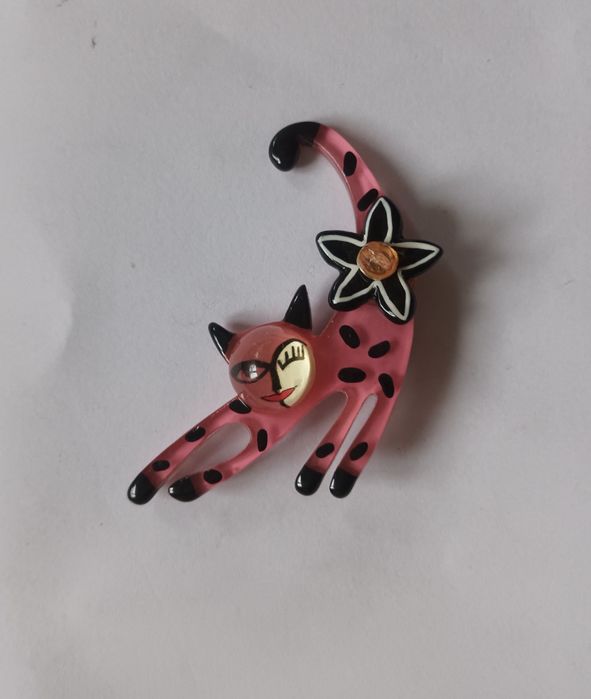 broszka pin przypinka KOT różowy