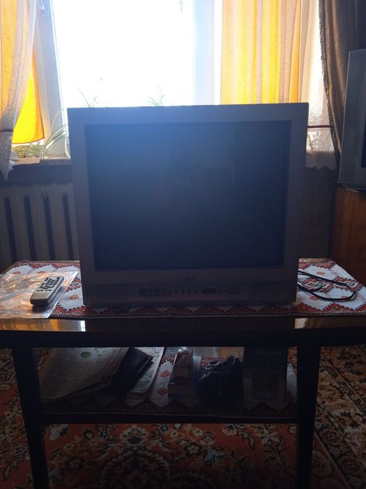 Продам телевізор jvc