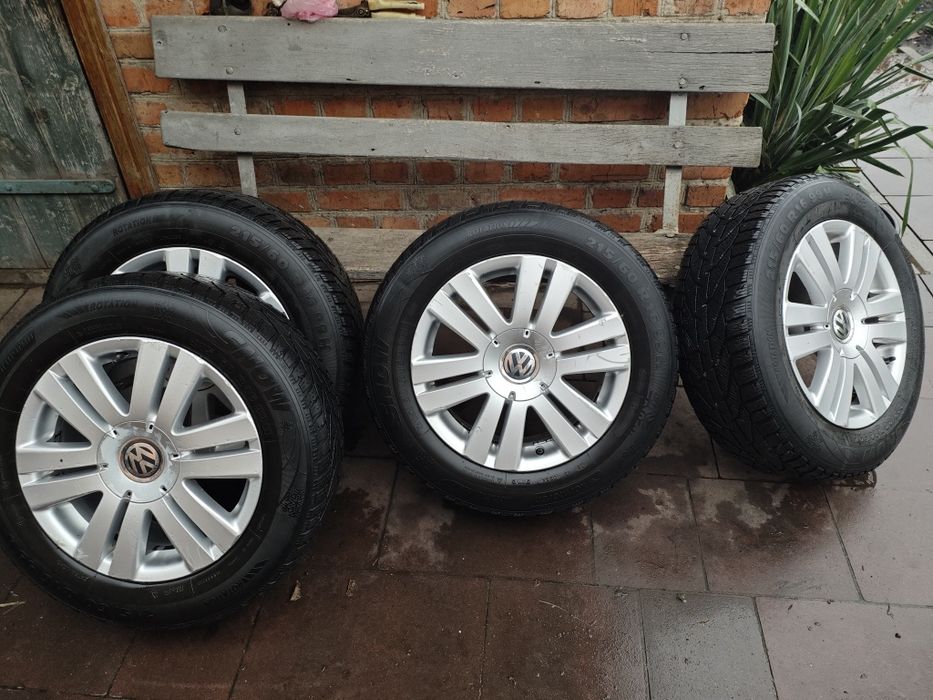 Диски з резиною 215/60 R16 5*112 VAG
