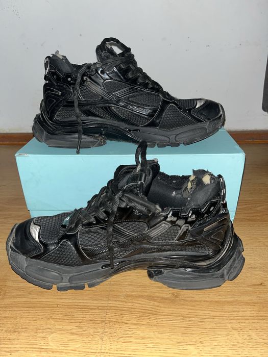 Balenciaga runner