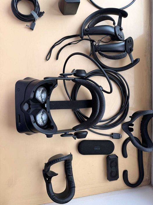 Valve Index Full Kit VR окуляри  віртуальної реальності - повна комплектація