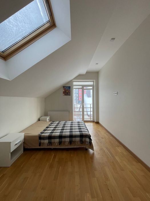 Оренда нового будинку спарки з окремим входом в Брюховичах