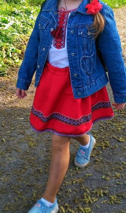 Джинсовый пиджак GAP, на 6-7 лет