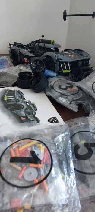 LEGO Technic Peugeot Le Mans Hybrid Hypercar 9x8