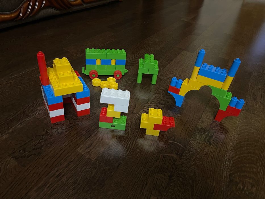 Конструктор великого розміру для найменших будівельні блоки