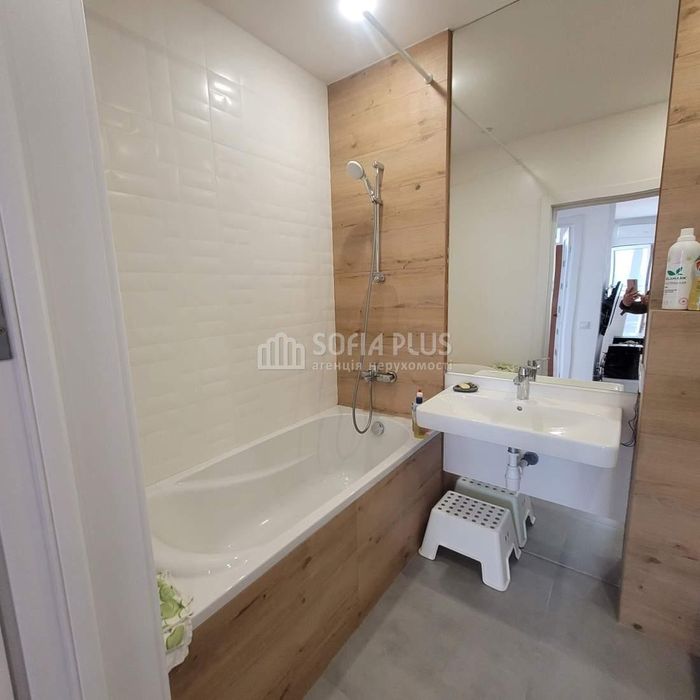 Ексклюзив, без комісії, срочно! 2к, Днепровская наб. 16д, новий дім