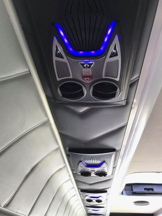 Автобус. Оренда мікроавтобуса. Пасажирскі  перевезення.