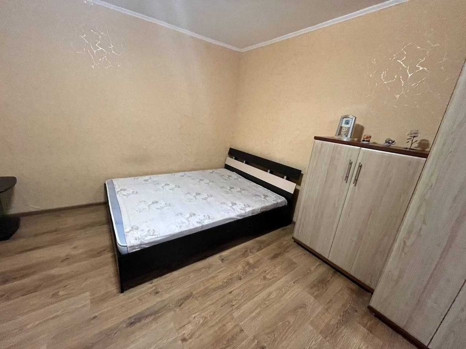 Здам 1-кімнатну квартиру по вул. Революції Гідності (вул. Супруна)