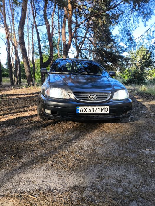 Тойота авенсис 1999