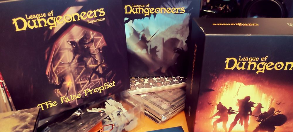 League of Dungeoneers - King Plegde:  Ancient Lands + False Prophet + Compansions Expansion