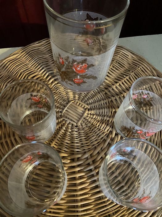 Vendo conjunto vidro para whisky