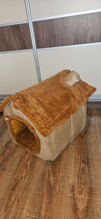 Мякий домік для собаки чи кота