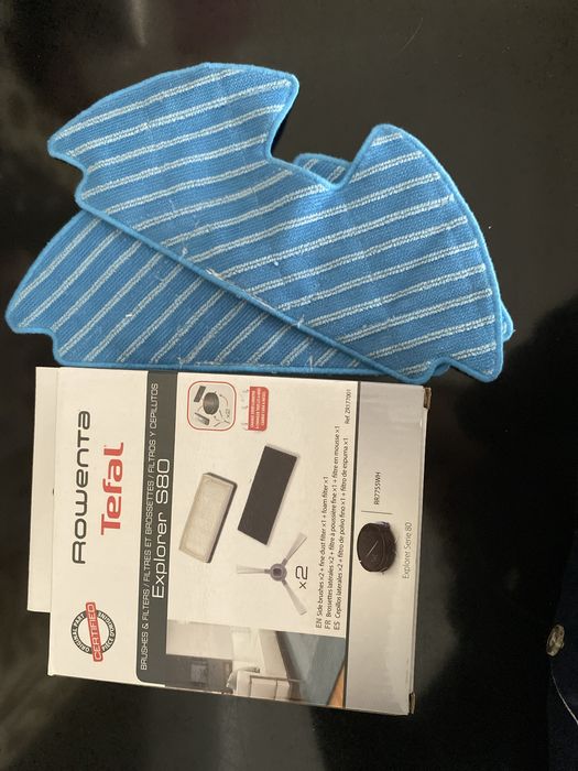 Набір щітки + фільтр, та серветки для вологого прибирання 2 шт