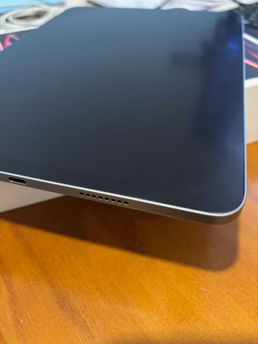 iPad Pro 11 Wi-Fi 128GB - 6ª Geração - Apple M2 - Como Novo