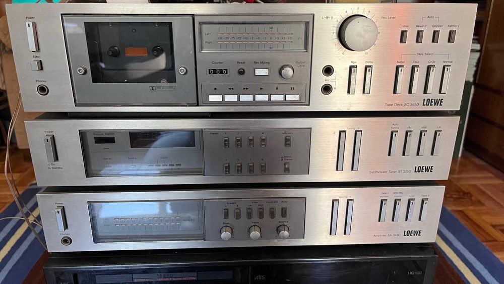 Aparelhagem Loewe dos anos 80 em muito bom estado
