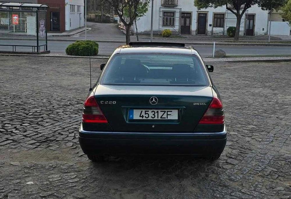 Mercedes-Benz C220 Diesel *Novo Preço*