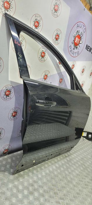 Двері передні праві на Jaguar F-Pace 2017-2023 оригінал