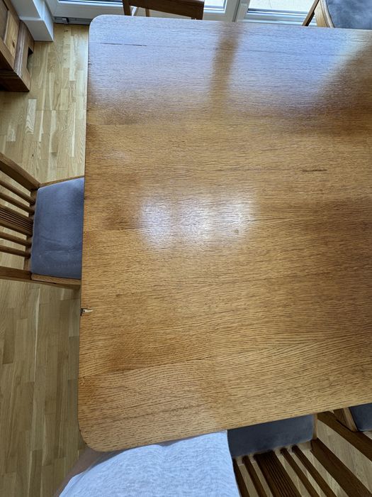 Secesyjny stół rozkladany do jadalni i 6 krzeseł dębowych tapicerowanych