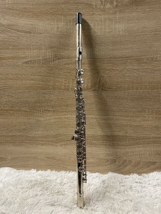 Flet poprzeczny z akcesoriami