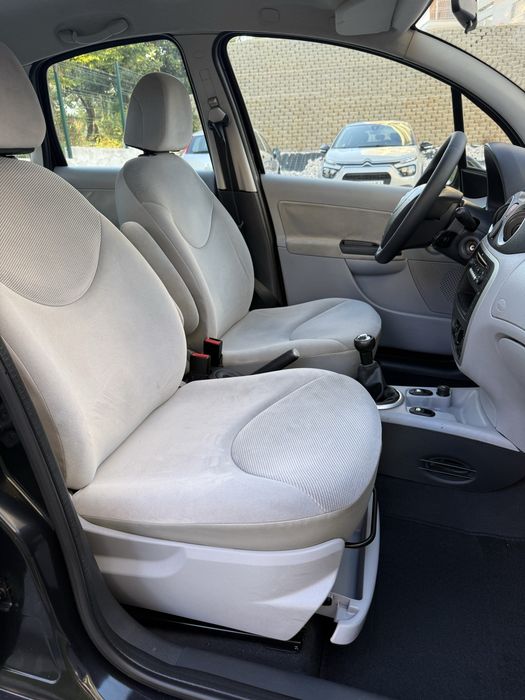 Citroen C3 Exclusive 1.1• Apenas 82 mil km • Nacional • Revisado • Bem Estimado • Jantes Especiais • AC