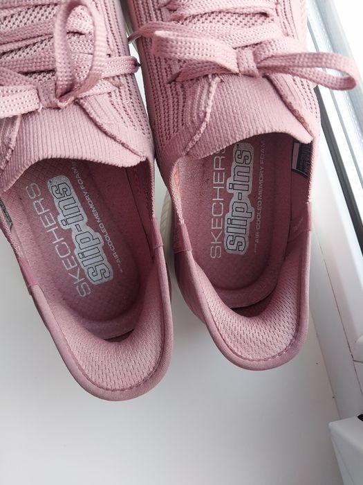 Кроссовки Skechers