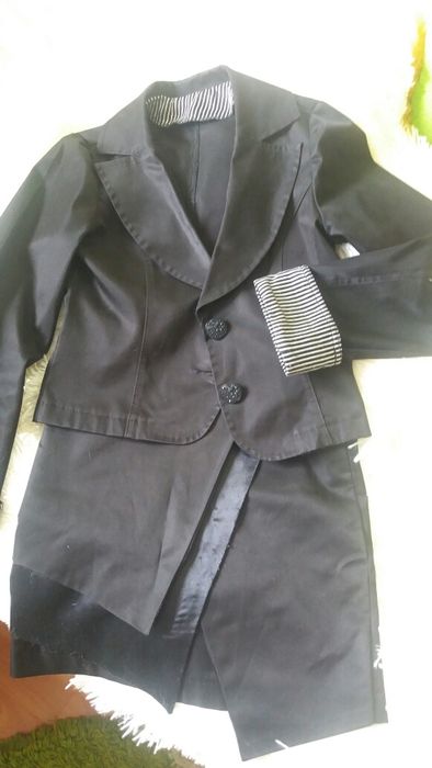 Школьная форма для школьницы