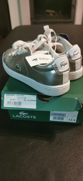 Sapatilhas lacoste tamanho 31, igual a novo