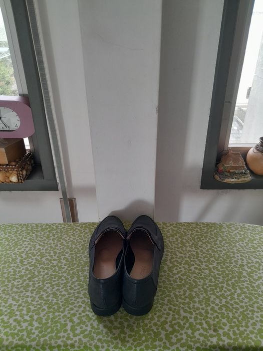 Vendo Sapatos de Senhora muito bonitos como novos