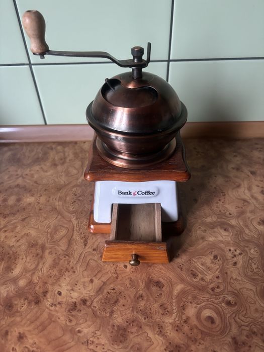 Кофемолка декоративная