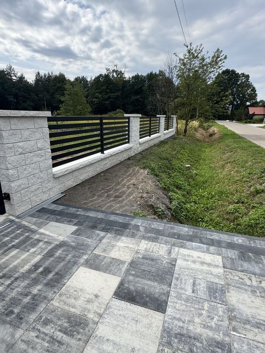 Balustrady bramy furtki przesla montaz ogrodzen panelowych