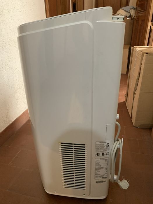 Ar condicionado Daitsu (quente e frio)
