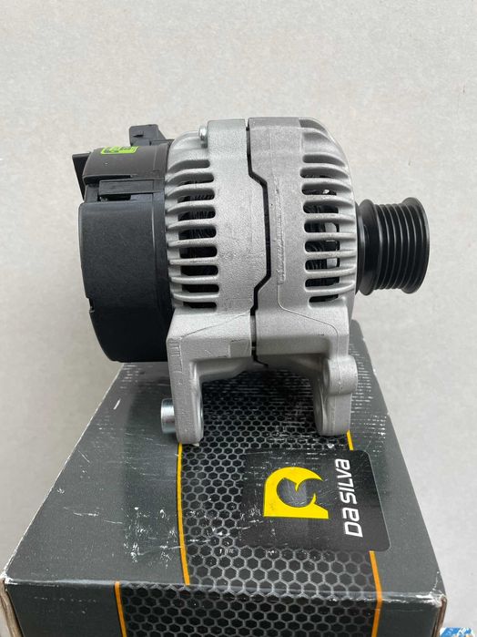 Nowy Alternator Vw T4 Caddy Golf 3 Seat Cordoba, Ibiza, Inca, Toledo