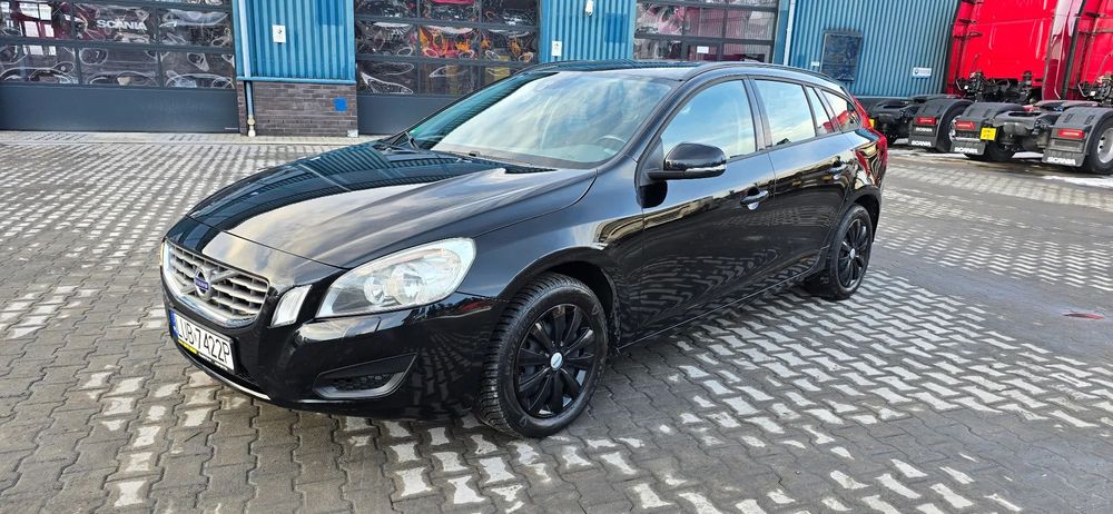 Volvo V60 2.0D 160KM* Navi* 2xKlima* Bluetooth+TEL+USB+AUX* Możliwa ZAMIANA