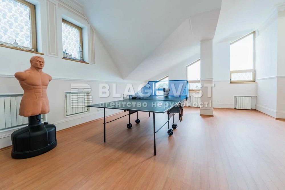 Продаж будинок з басейном стан нового  с Щасливе Київ 7 хв